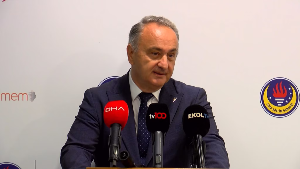 Eğitim Herkes İçin Geleceğin Temelidir