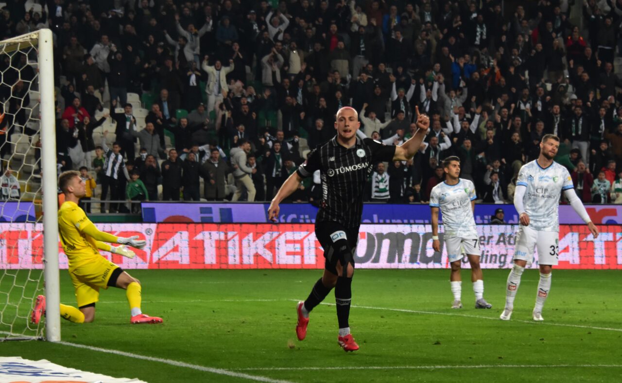 Konyaspor kendi sahasında Bodrum FK'yı 3-1 ile geçti!