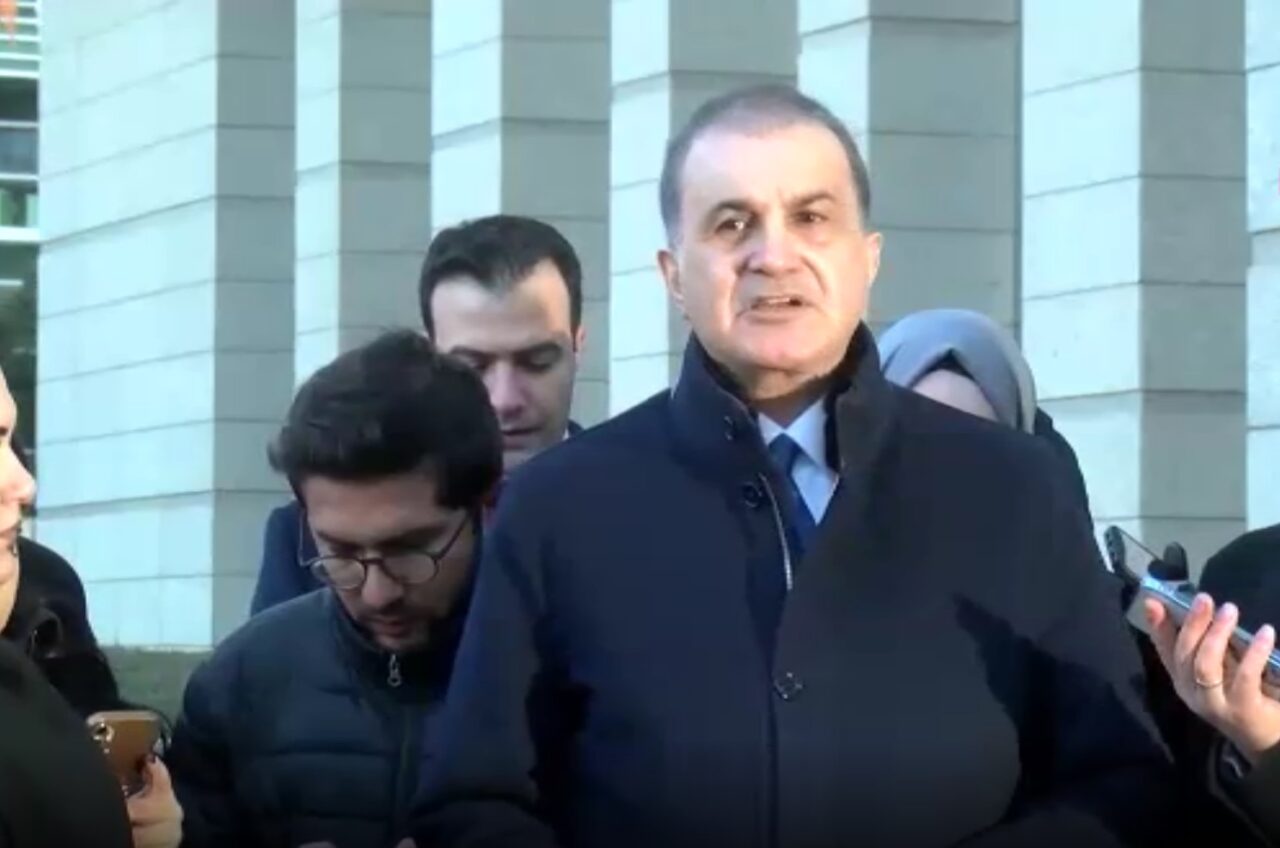AK Parti Genel Başkan Yardımcısı ve Parti Sözcüsü Ömer Çelik, partisinin Merkez Karar ve Yönetim Kurulu (MKYK) toplantısının ardından, yeni Merkez Yürütme Kurulu'nu (MYK) açıkladı. Fotoğraf: Ankara, (DHA)