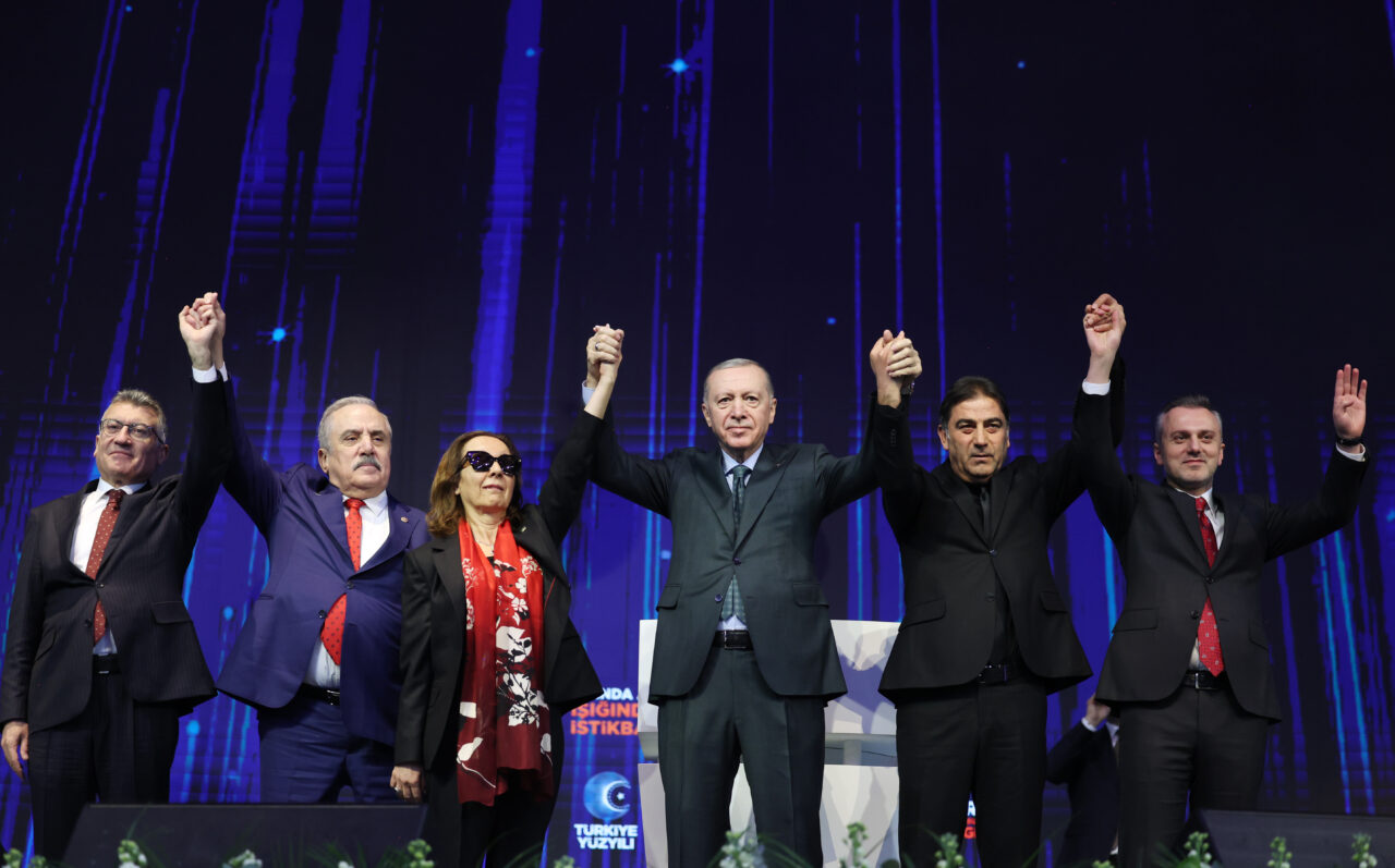 Cumhurbaşkanı ve AK Parti Genel Başkanı Recep Tayyip Erdoğan, partisinin 8'inci Olağan Büyük Kongresi'nde konuştu. Fotoğraf: Ankara, (DHA)