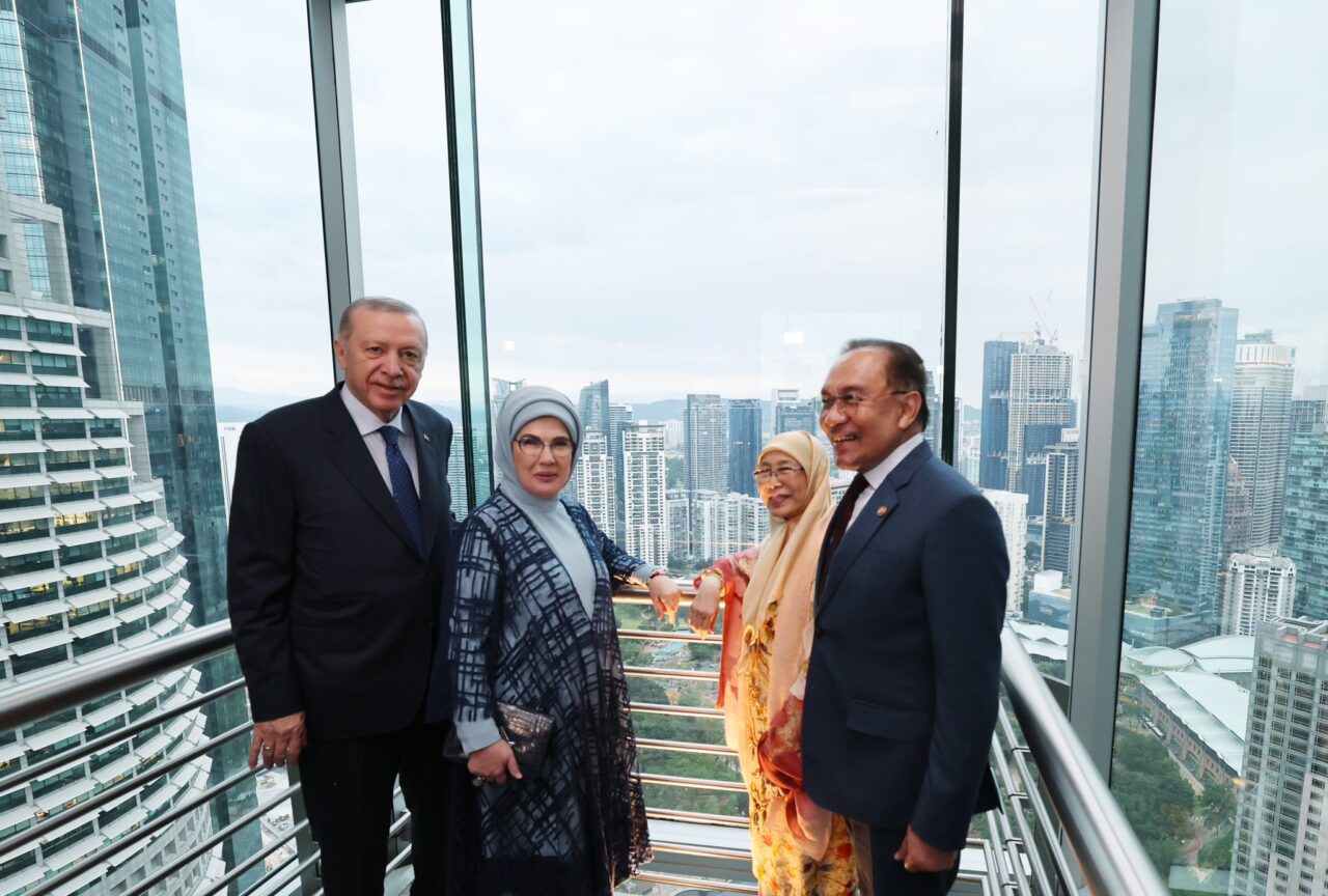 Cumhurbaşkanı Erdoğan 'dan Asya'da diplomasi trafiği !