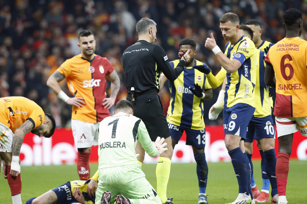 Derbi'de gol sesi çıkmadı! Galatasaray - Fenerbahçe 0-0