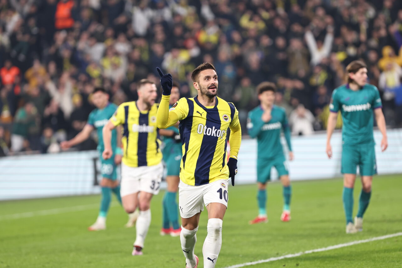 Kanarya Avrupa semalarında ! Fenerbahçe - Anderlecht: 3-0