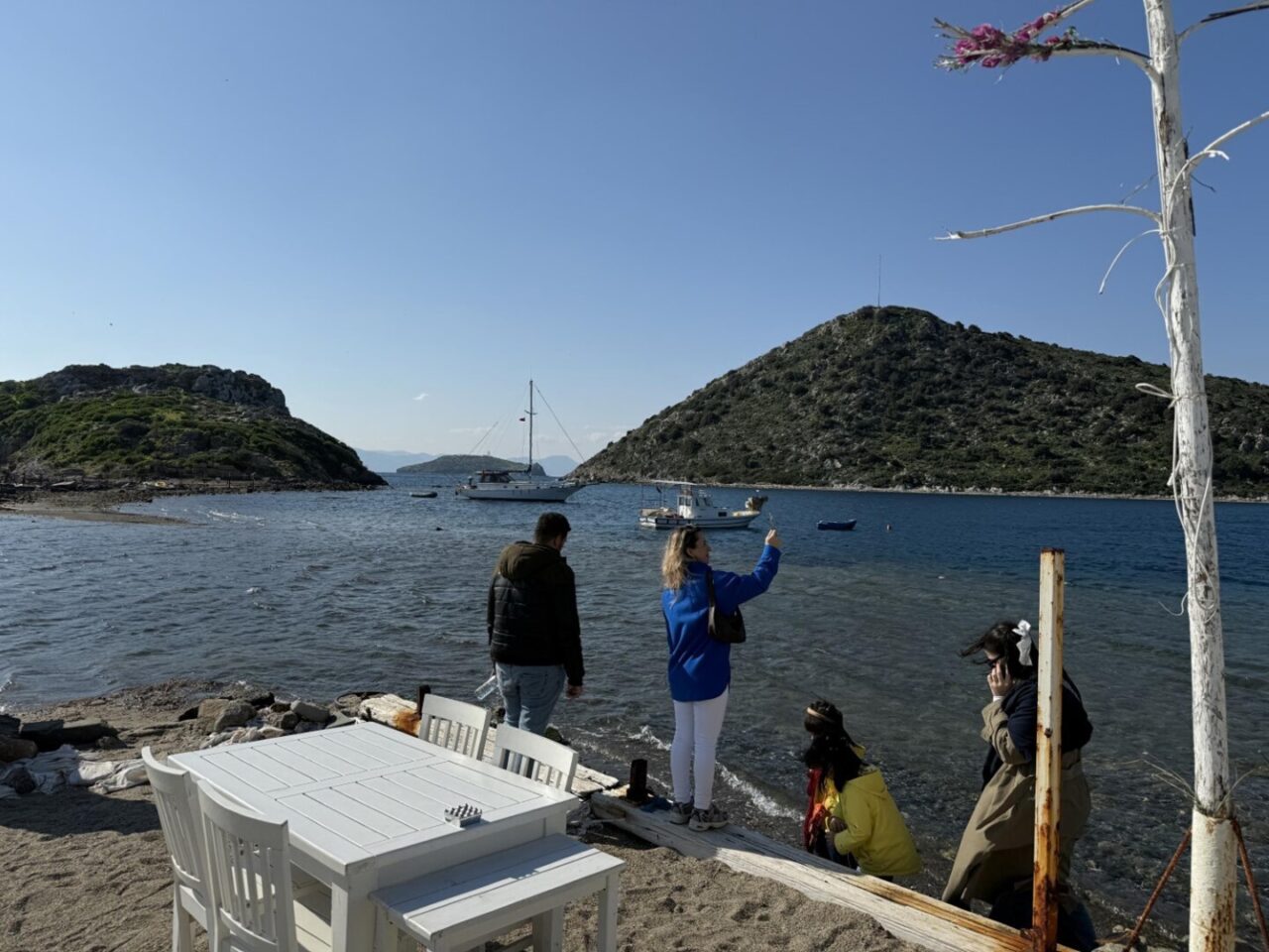 Bodrum 'da deniz çekildi, tarihi 'Kral Yolu' ortaya çıktı