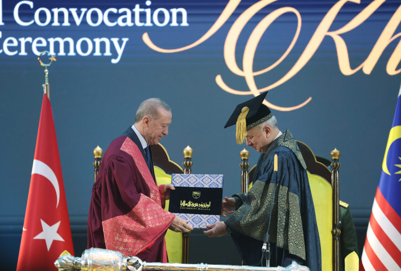 Cumhurbaşkanı Erdoğan 'dan Asya'da diplomasi trafiği !