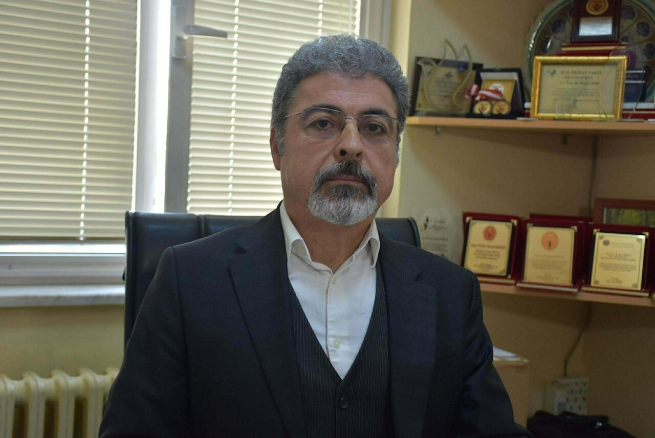 Ege Denizi'nde depremler neyin habercisi! Prof. Dr. Sözbilir açıkladı