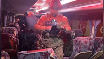 81 İlde Göçmen Kaçakçılarına Büyük Denetim İçişleri Bakanı Ali Yerlikaya, 81 ilde eş zamanlı düzenlenen denetimlerde