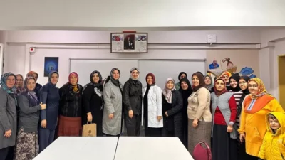 Sakarya Büyükşehir Belediyesi’nin hayata geçirdiği “Kadın Kadına” projesiyle, kırsal mahallelerde