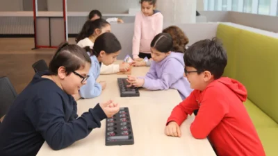 Gaziantep Bilim Merkezi, yarıyıl tatilinde çocuklara yönelik bilim atölyeleri ve