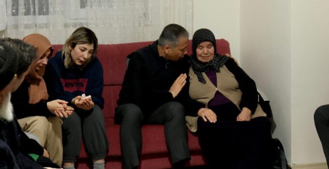 Yerlikaya’dan Şehit Ailesine Ziyaret