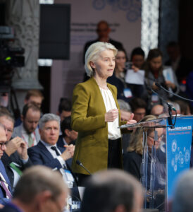 AB Komisyonu Başkanı Ursula von der Leyen, ABD’li senatörlerle yaptığı