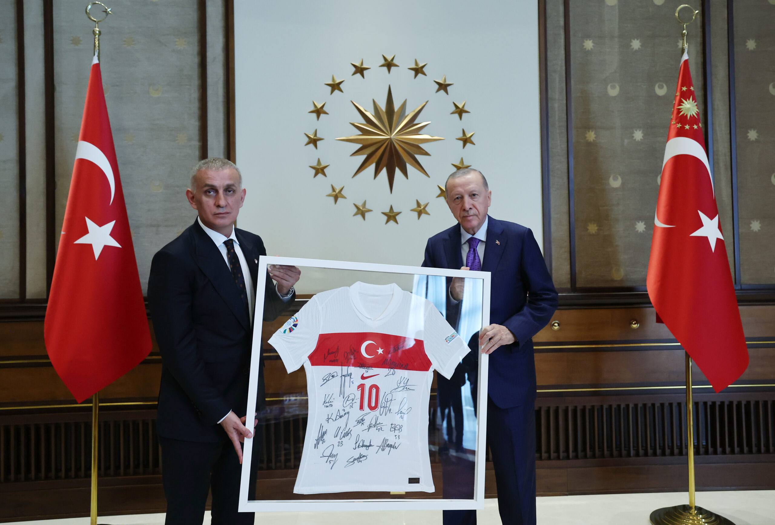 Türkiye Futbol Federasyonu, Cumhurbaşkanı Recep Tayyip Erdoğan’ın 72’nci yaş gününü